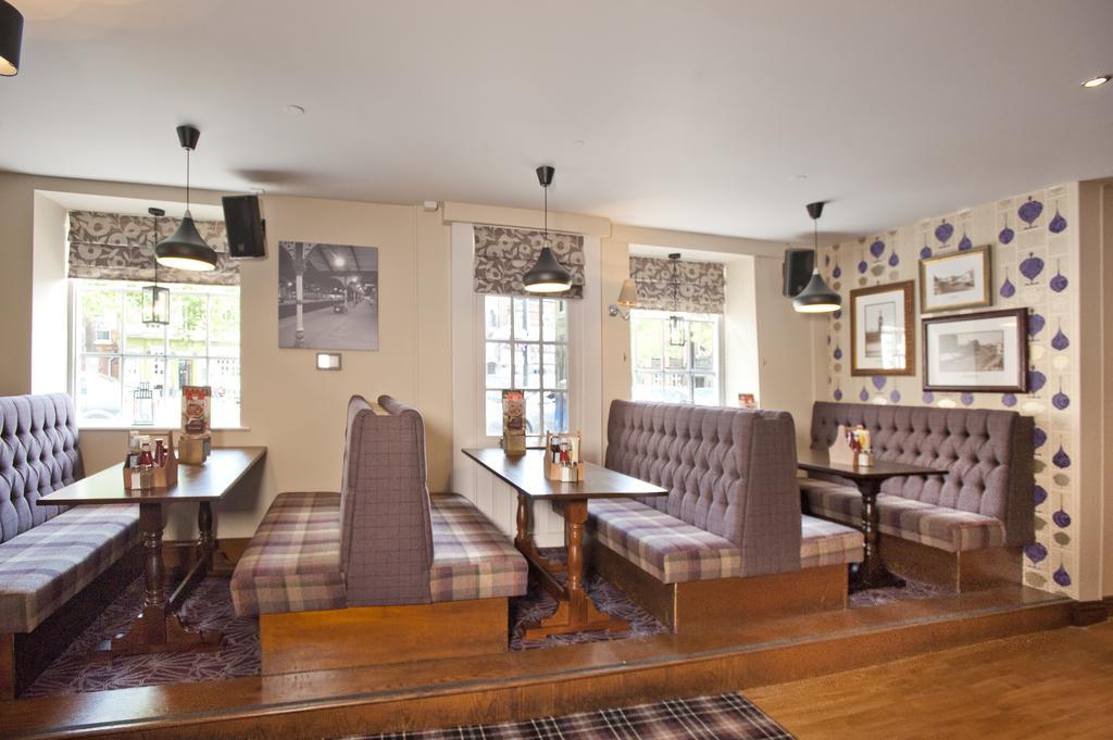 Ye Olde Griffin 3* March