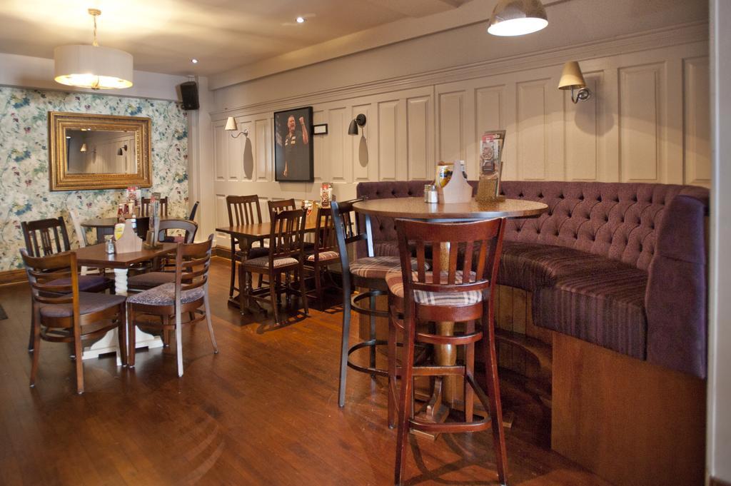Hotel Ye Olde Griffin March